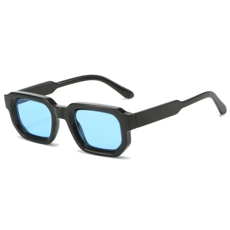 Bold Edge – Retro Clear Frame Sunglasses